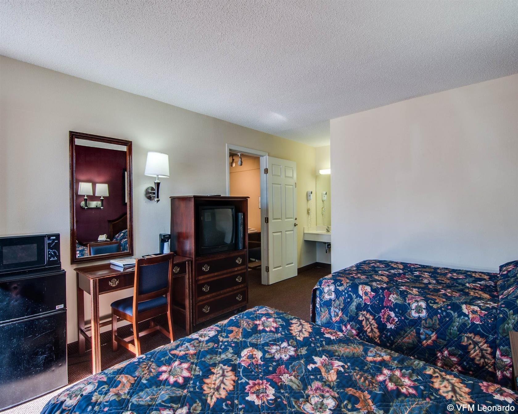 Econo Lodge Glade Springs I-81 Exterior foto